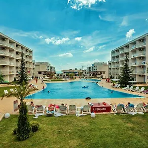 Apartament With Terrace In Complex 